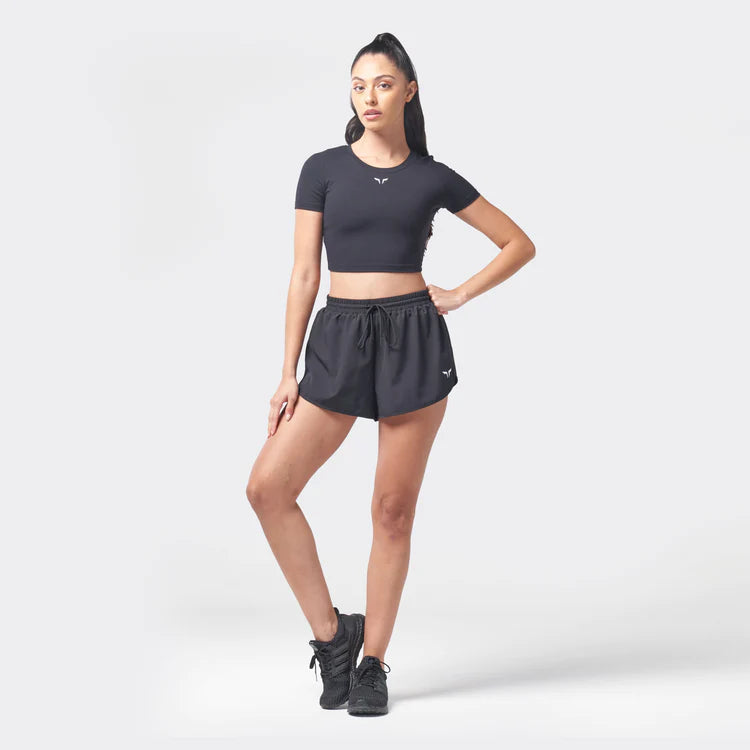 SQUATWOLF Women Essential Cropped Tee